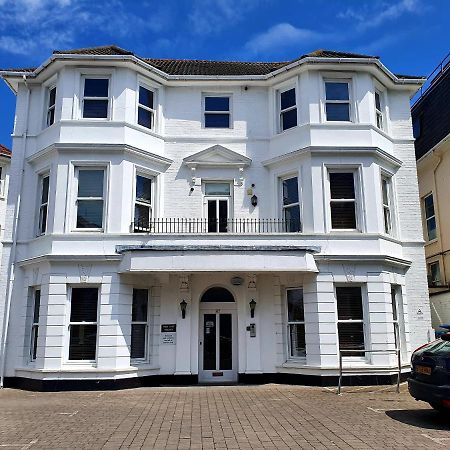 Top Quality Beach Front Apartment Sleep Up To 7 Guests Bournemouth Exterior photo